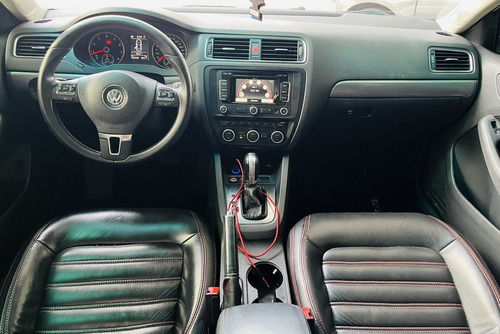 Volkswagen Jetta 2.0 TSI HIGHLINE 211CV GASOLINA 4P TIPTRONIC