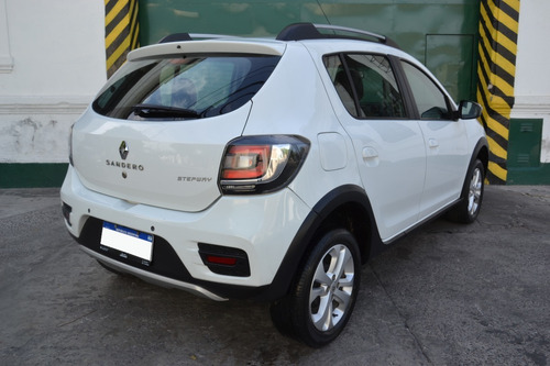 Imagen 6 de 18 de Renault Sandero Stepway Privilege 2018 / 1° Dueño / Permuto