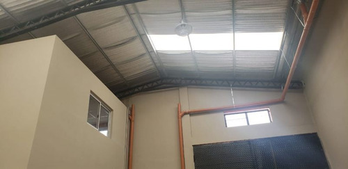 Imagen 10 de 17 de Excelente Galpon 380m2 Ruta 3 - San Justo