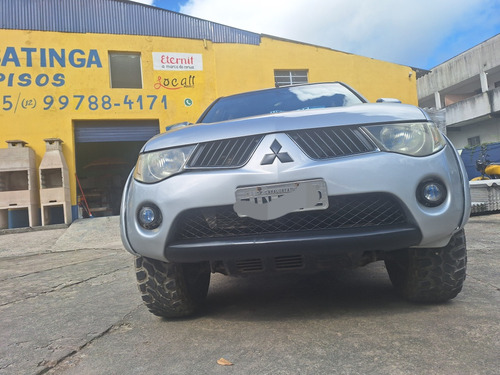 Mitsubishi L200 3.2 Triton Hpe Cab. Dupla 4x4 Aut. 4p