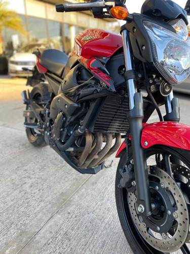Imagen 10 de 21 de Yamaha Xj6 2011