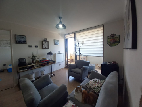 Vende Comodo Departamento. Condominio Parque Krahmer