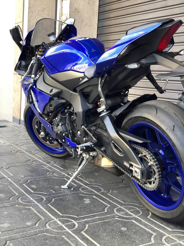 Yamaha Yzf R1