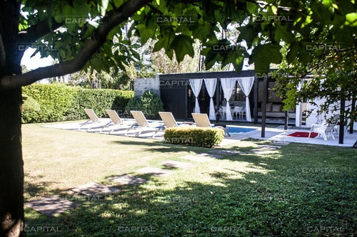 Moderna Casa Playa Mansa - Punta Del Este - 5 Dorm.- Ref: 25132