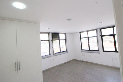 Imagem 3 de 14 de Sala Comercial Para Alugar Na Rua Américo Brasiliense, Alto Da Boa Vista, São Paulo - Sp - Liv-3170