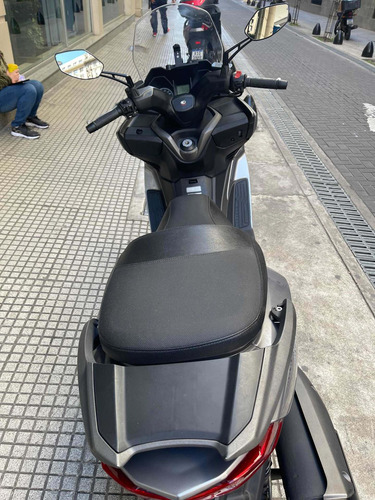 Imagen 2 de 5 de Kymco X Town 250 Xtown Excelente Estado
