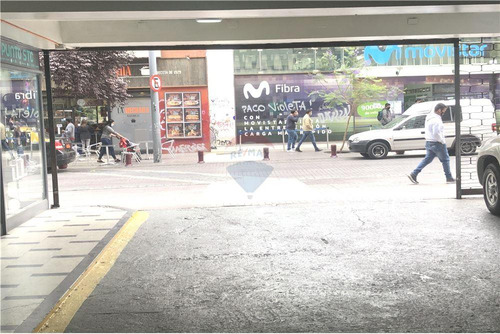 ¡estacionamiento En El Centro De Santiago!