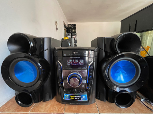 Minicomponente Lg Mcd605 Usado Negro 560 W