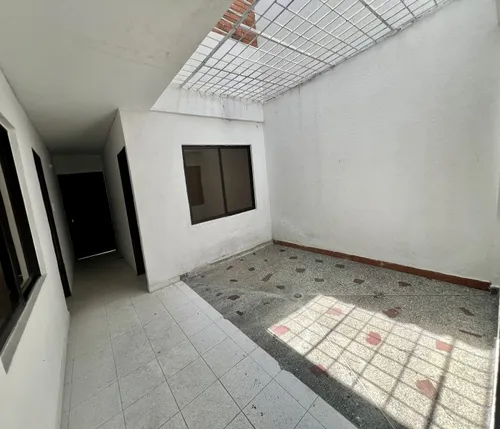 Venta Casa Bifamiliar Con Local B/ Los Andes, Cali Norte
