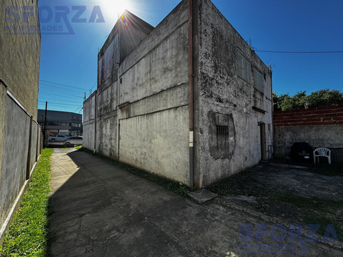 Dos Amplios Galpones En Venta En San Miguel Sobre Avenida Peron