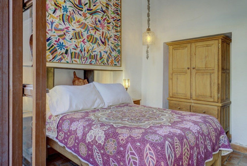 Vive A Pasos De La Parroquia En Una Joya Colonial-centro, San Miguel De Allende