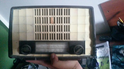 Radio Antiguo Philips 