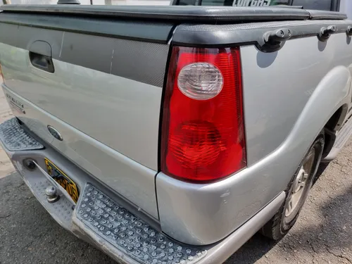 Ford Explorer Sport 4.0