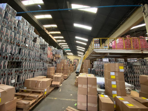 Imagen 9 de 25 de Galpón Industrial 3 Naves - 3600 M² Cub. - Oficinas - Baños - Vestuarios - San Justo