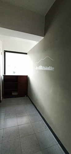 Imagen 8 de 14 de 152430 G Villegas 04144353854 Oficina Alquiler Centro Tarbes