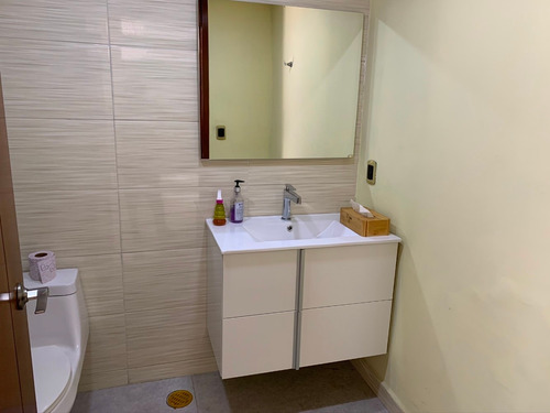 Imagen 6 de 14 de Casa Con Excelentes Espacios Para Tu Empresa. Disponible