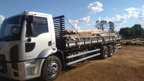 Ford Cargo 2423