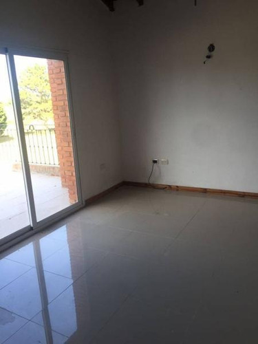 Venta - Casa En Los Alcanfores - Bayugar Negocios Inmobiliarios