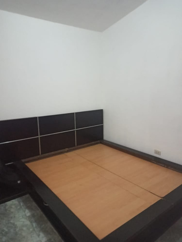 Imagen 5 de 13 de Casa En Res. Villa Monte Carmelo, Lemc-435