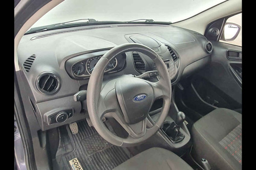 Imagen 8 de 14 de Ford Figo 2018 4 Cilindros
