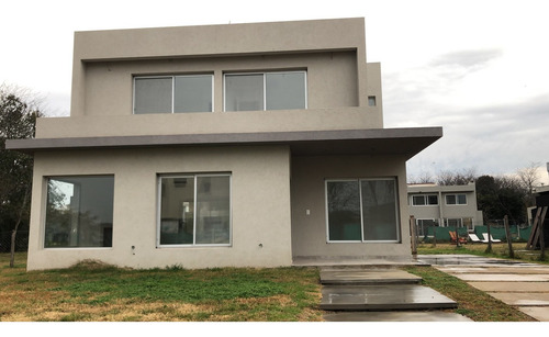 Imagen 1 de 28 de Casa En Venta En San Matias, Escobar, G.b.a. Zona Norte