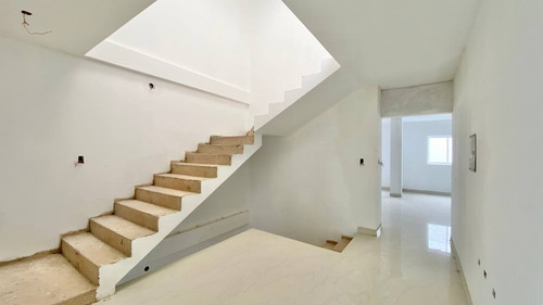 Imagen 9 de 14 de Casa Castellana Urbanización Paramillo Suite