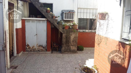 Casa 4 Ambientes Con Fondo Libre Y Quincho En Venta - Villa Dominico