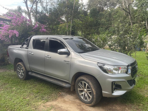 Toyota Hilux 2.7 Srv Cab. Dupla 4x2 Flex Aut. 4p
