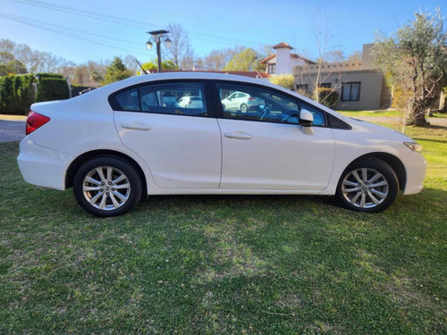 Honda Civic 1.8 Lxs Mt