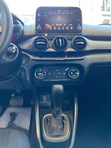 Imagen 6 de 25 de Fiat Cronos 1.3 Automatico 0km Tomo Usados Dolar Gnc N