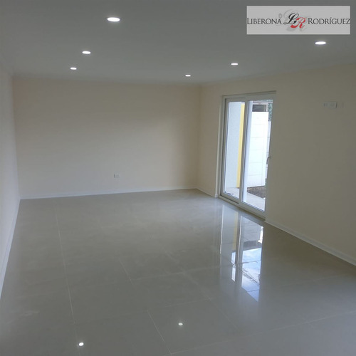 Casa En Venta De 4 Dorm. En Quilpué