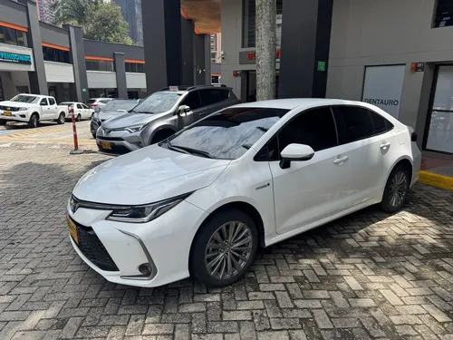Toyota Corolla 1.8 Hev Xei