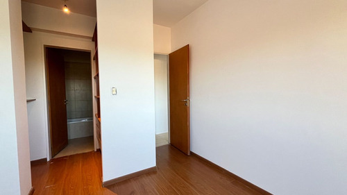 Dpto. Venta 3 Amb. 2 Baños. Cochera. Balcón. Vista