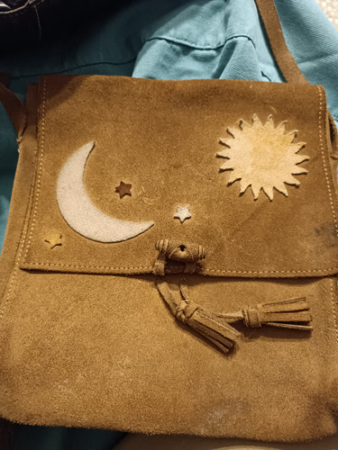 Morral Boho Gamuza Genuina Con Sol Luna Y Estrellas. 