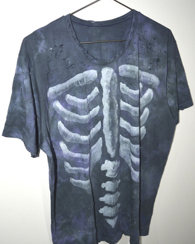 Imagen 4 de 6 de Remera Esqueleto Bones Grunge Roturas Desgastado Caustico B