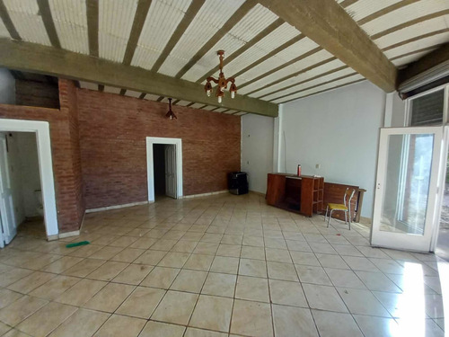 Permuto / Vendo/ Financio Local Comercial + Dúplex En Paso De La Patria-corrientes