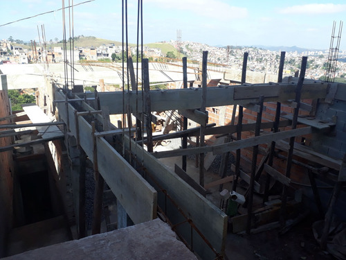 Sobrado Com Garagem Pra 2 Carros 2 Casa E Salão De 5x10