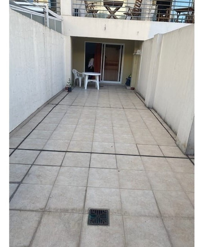 Imagen 5 de 9 de Flores, Membrillar 74; Monoamb, 70 M2 (40 + Patio)