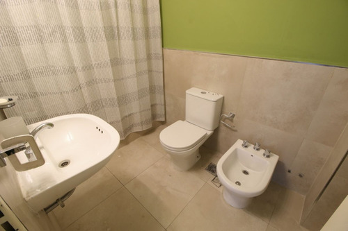 Departamento 4 Ambientes Y 2 Cochera En Recoleta