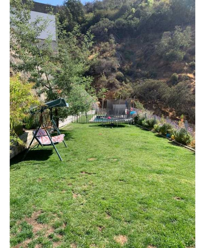 Casa En Las Condes / C El Cerro En Condominio Arrayan