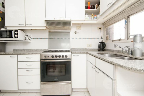 Venta Piso Vista Al Rio 3 Ambientes Balcón Aterrazado Cochera Y Piscina Belgrano Chico