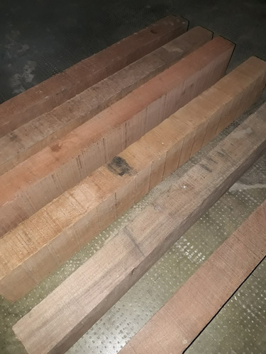 Tirante / Listón De Quina 2 X 4 X 72 Cm - Madera Dura
