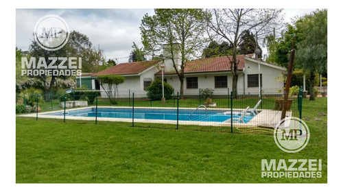 Imagen 1 de 10 de Casa Quinta 3 Amb Y Pileta