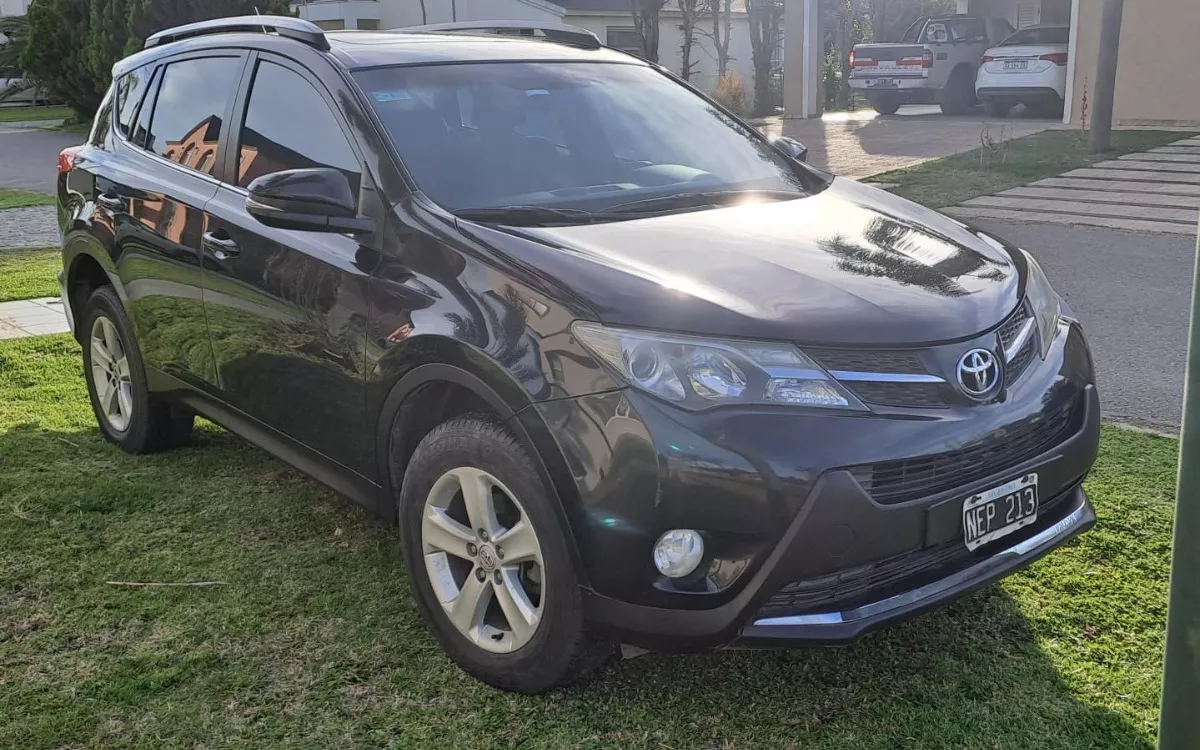 Toyota RAV4 2.4 4x2 At