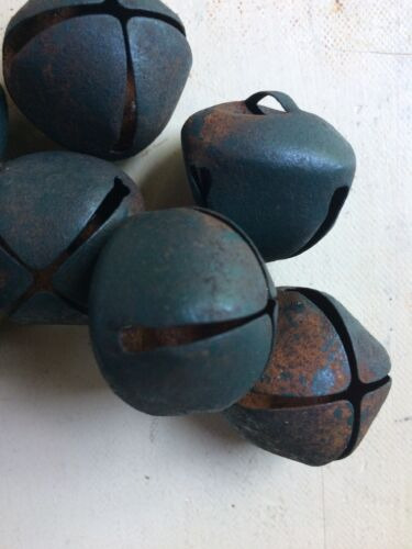 12 Primitive Rusty Tin Christmas Jingle Bells Bell 35mm Bbc