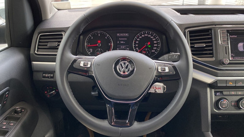Imagen 4 de 16 de Volkswagen Amarok Highline 4x2 Aut Año 2022 Entrega Ya!! Cm