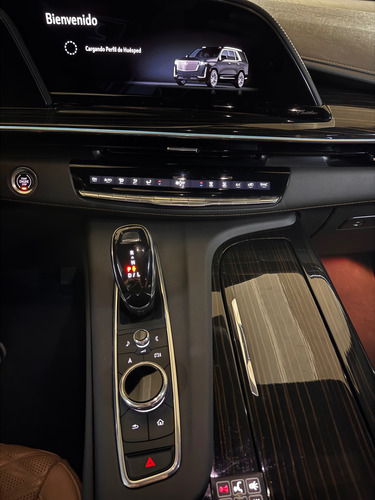 Cadillac Escalade ESV 6.2 Platinum At