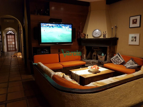 Imagen 8 de 13 de Venta Casa Pocitos, 4 Dorm, 5 Baños, Gge Y Fondo - Montevideo Pocitos