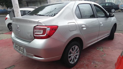 Renault Logan 1.6 Expression 8v Flex 4p Manual