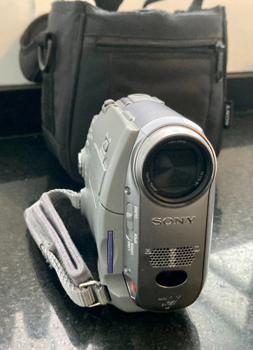 Imagen 3 de 10 de Filmadora Handycam Sony Dcr Hc40 Con Cargador Y Bolso